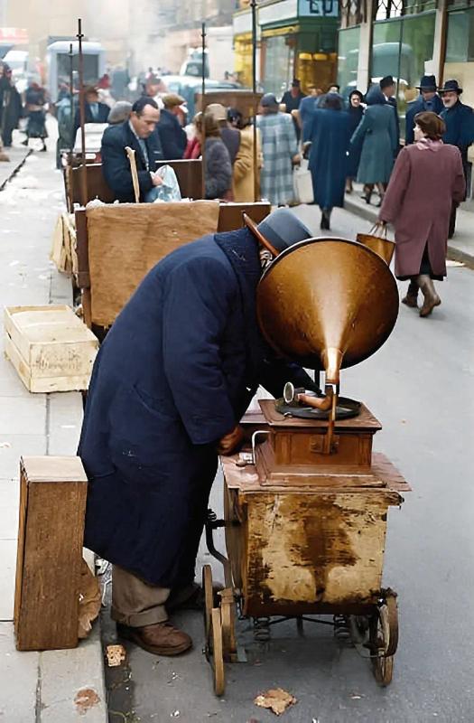 [colorized] A photograph from Whitechapel, London, in 1952.