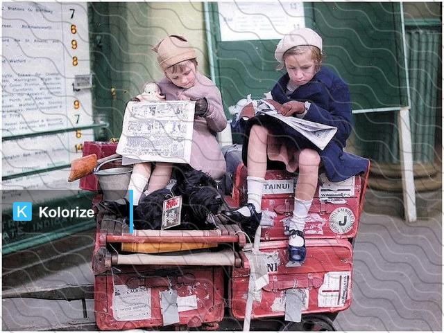 [colorized] A photograph from Euston Station taken in 1935