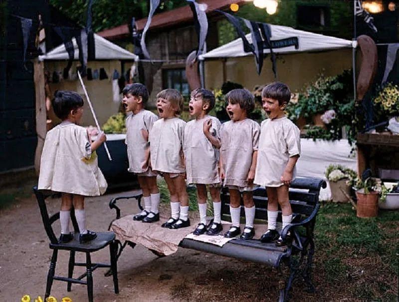 [colorized] 