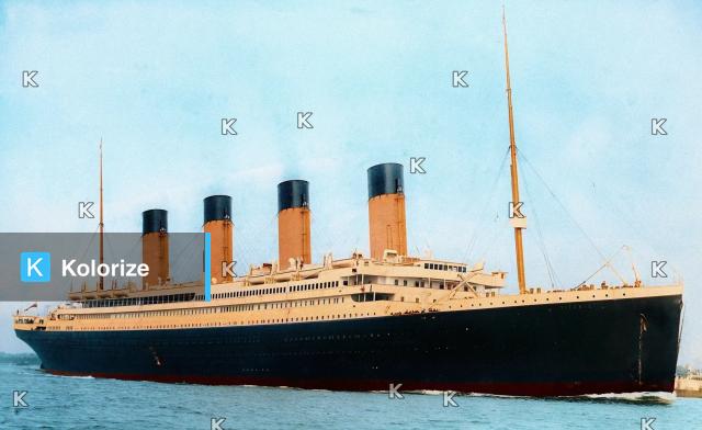[colorized] Titanic In Color
