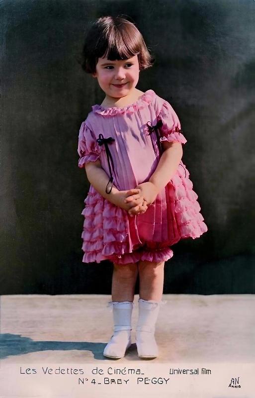 [colorized] Baby Peggy French postcard in the Les Vedettes de Cinéma series by A.N., Paris, Photo: Universal Film.