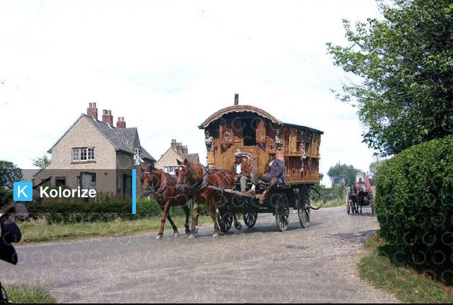 [colorized] 