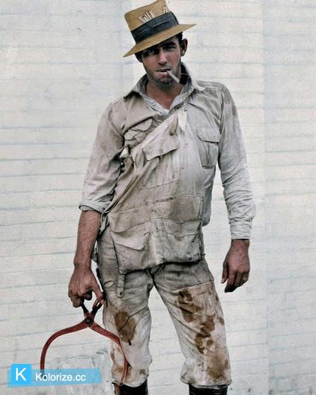 [colorized] In 1928, an Ice Man in Houston, Texas,  pictured delivering a 25 pound ice block. 