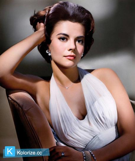 [colorized] A glamorous Natalie Wood, photographed for "Cash McCsll" (1960) 