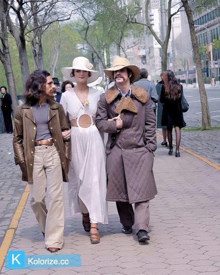 [colorized] Fifth Avenue, Manhattan, 1972.