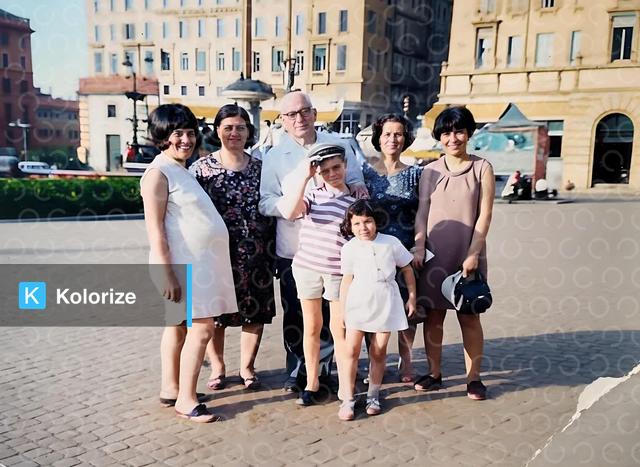 [colorized] ma  foto