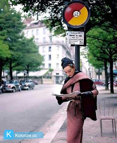 [colorized] Paris, 1952