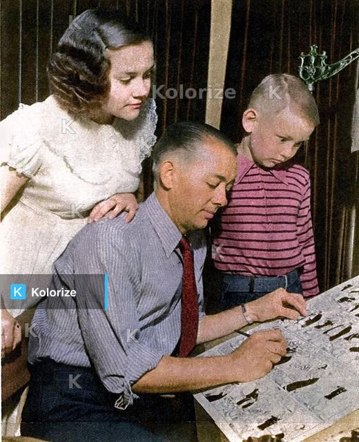 [colorized] Elzie Crisler Segar (1894-1938)