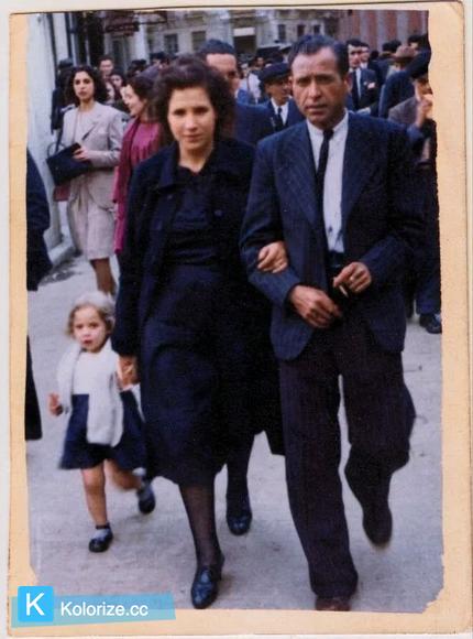 [colorized] 