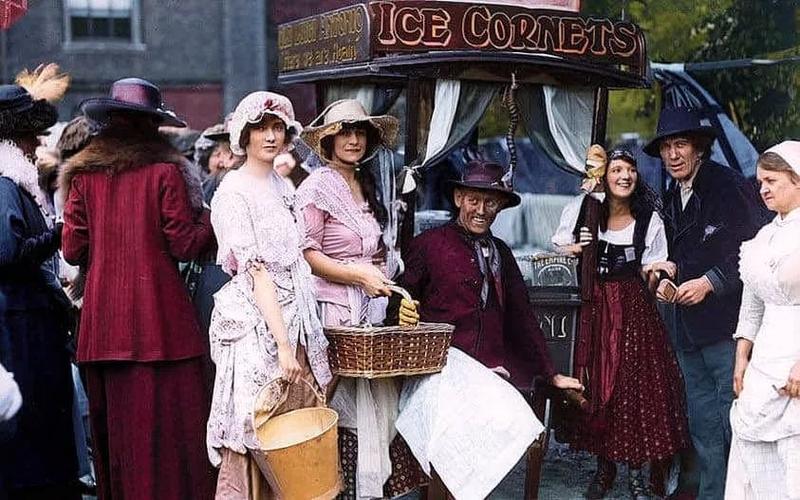 [colorized] 