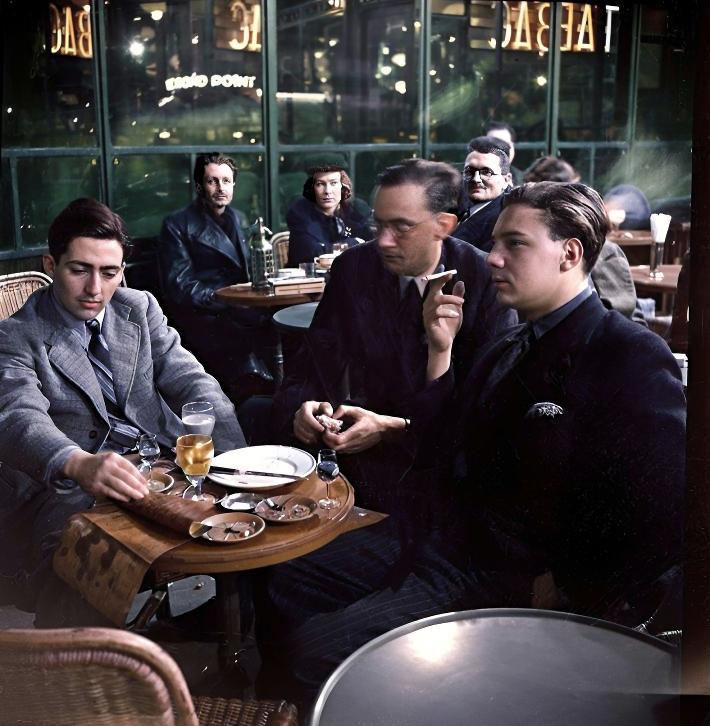 [colorized] 