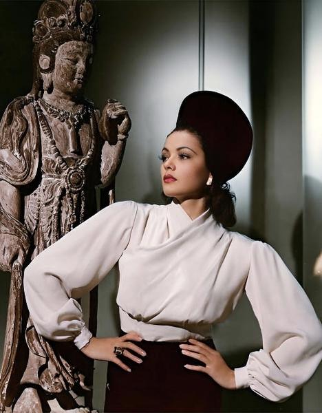 [colorized] Gene Tierney, The Shanghai Gesture, 1941