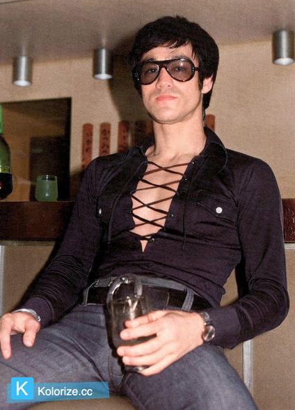 [colorized] Bruce Lee in 1971