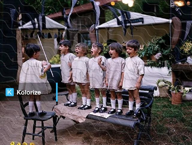 [colorized] 