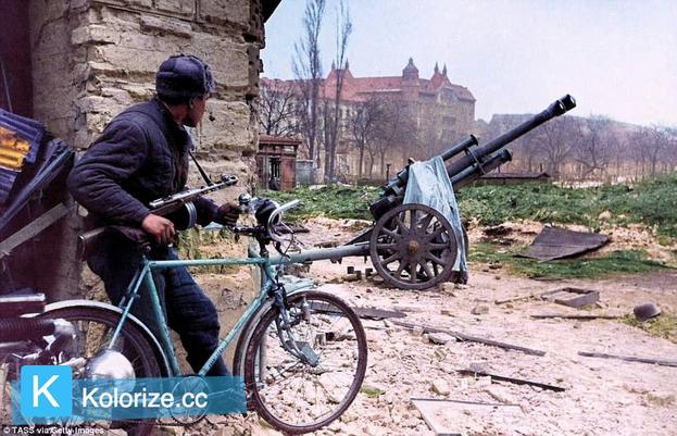 [colorized] 