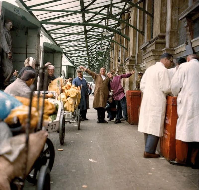 [colorized] 