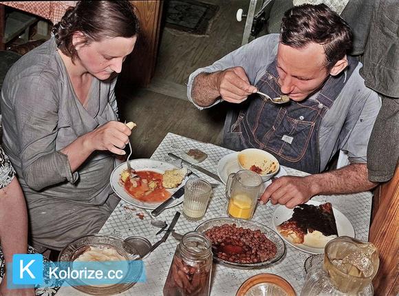 [colorized] 